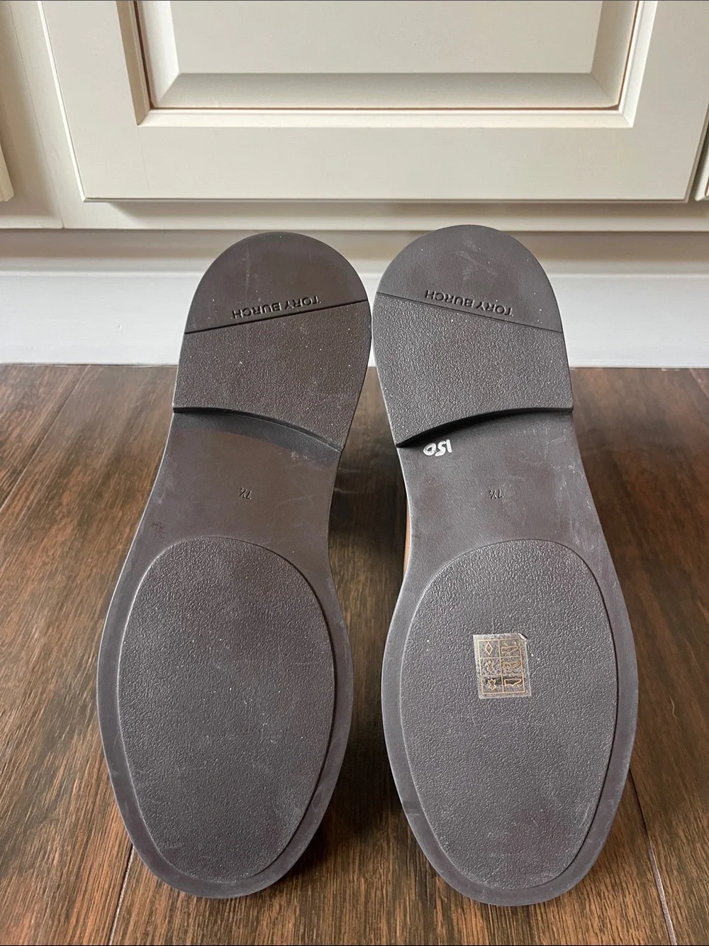 NWT TORY BURCH LEATHER CHELSEA BOOTS
